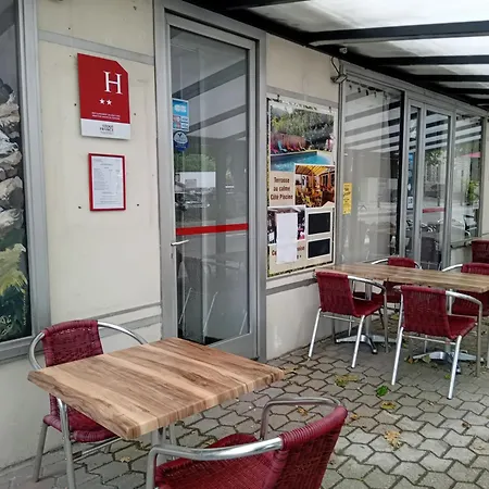 Hotel La Gravenne 2*