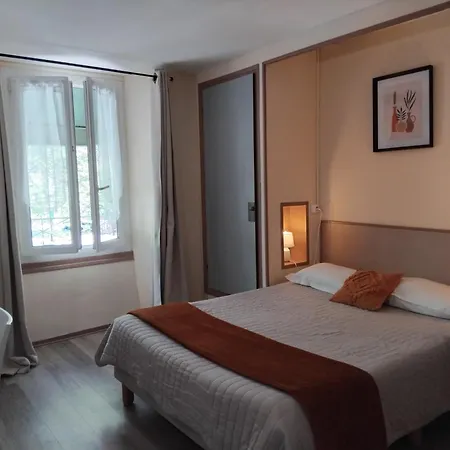 La Gravenne Hotel 2*