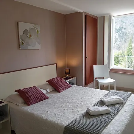 Hotel La Gravenne 2*