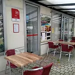 Hotel La Gravenne 2*