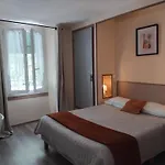 La Gravenne Hotel 2*