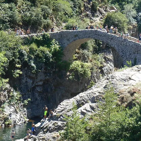 La Gravenne Hotel 2*