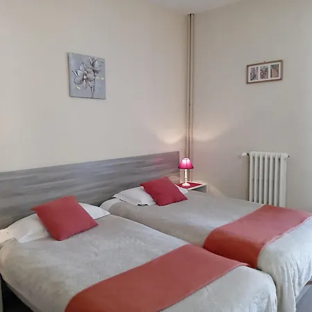 Hotel La Gravenne 2*
