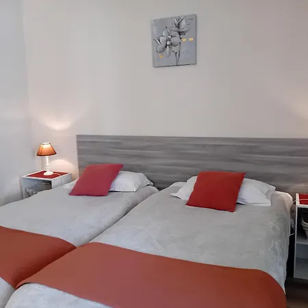 La Gravenne Hotel 2*