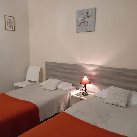 La Gravenne Hotel 2*
