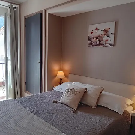 Hotel La Gravenne 2*