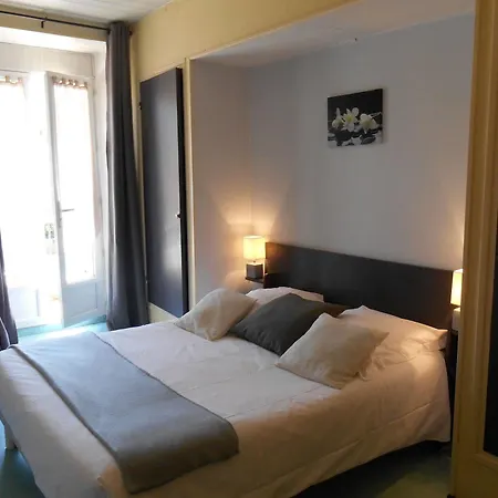 La Gravenne Hotel 2*
