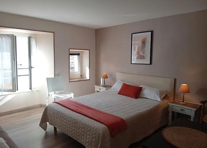 Hotell La Gravenne 2*